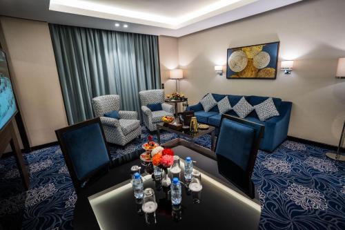 Ruang duduk di Casablanca Hotel Jeddah