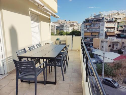 Μπαλκόνι ή βεράντα στο Acropolis Veranda by YHA
