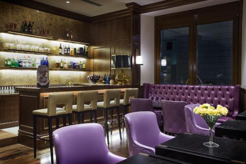 Salone o bar di Grand Amore Hotel and Spa - Ricci Collection