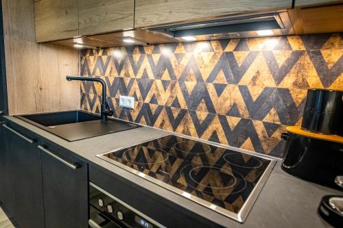 Η κουζίνα ή μικρή κουζίνα στο Ferienwohnung BodenseeSuite in Friedrichshafen