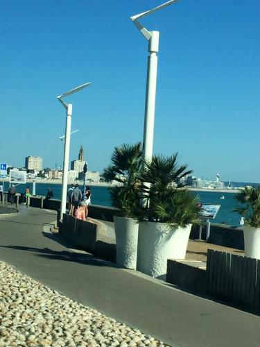 Photo de la galerie de l'établissement Business & Beach Appart moderne proche mer- 4 personnes, WIFI, au Havre