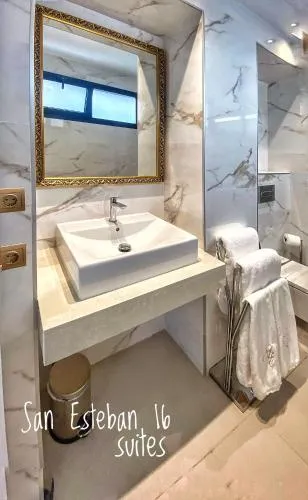 SUITES SAN ESTEBAN 16 Principe photo 14