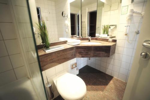 Phòng tắm tại Hansa Apart-Hotel Regensburg