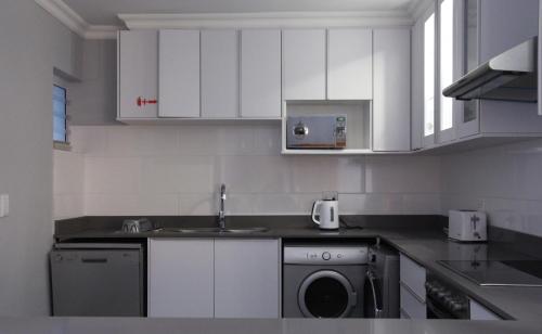 Kuchyň nebo kuchyňský kout v ubytování Atlantic Dunes Unit 10, Self Catering