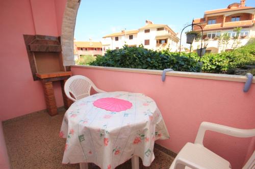 Family-friendly apartments with swimming pool Rovinj - 3394