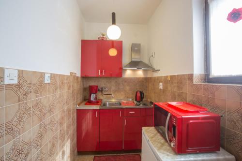 Apartments with parking space Porec - 7033
