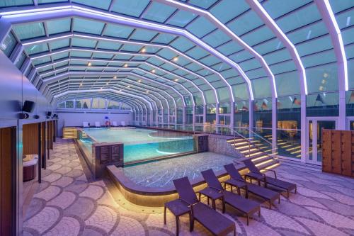 Бассейн в The Ambassador Seoul - A Pullman Hotel или поблизости