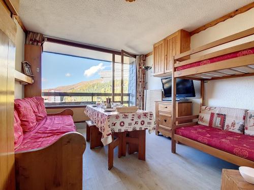 Appartement 2P pour 4, Ski aux pieds, Balcon, Non-fumeur - FR-1-344-928