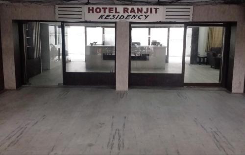 ハイデラバードにあるHotel Ranjit Residencyのギャラリーの写真