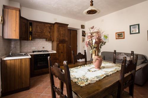 Dapur atau dapur kecil di Casa Guaitoli