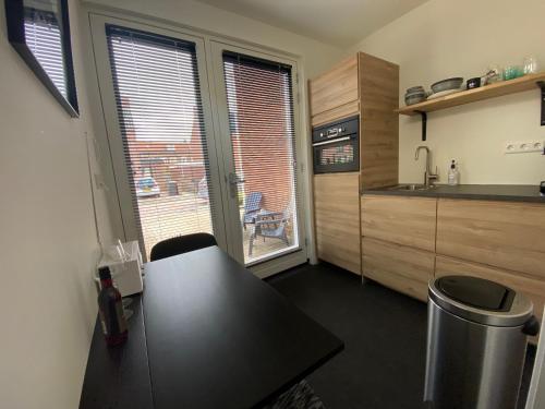 Η κουζίνα ή μικρή κουζίνα στο Studio34 Zandvoort free parking
