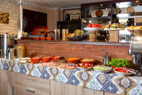 Jídlo v hotelu nebo okolí