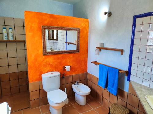 A bathroom at La Venta de las Estrellas Casas Rurales
