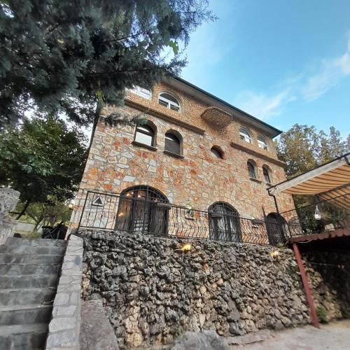 Szálloda Hillside Haven , Dolna Matka, Észak-Macedónia - 171  Vendégértékelések . Foglaljon szállodában! - Booking.com
