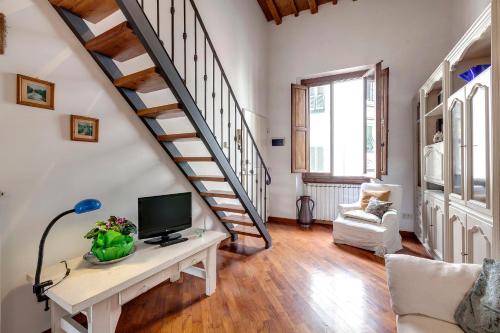 Gastone Apartment by Mamo Florence