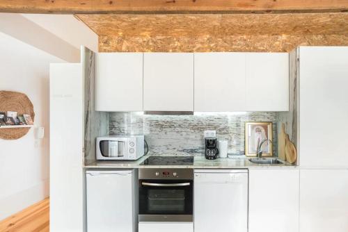 Duplex w AC In Praça República by LovelyStay