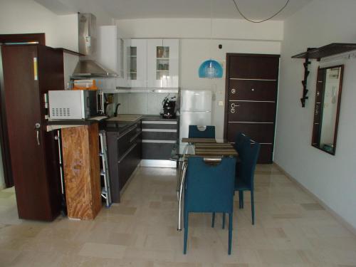 Η κουζίνα ή μικρή κουζίνα στο ideArxitektoniki #100