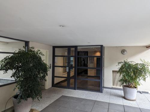 Zdjęcie z galerii obiektu Appartement lumineux Seine, île St-Germain, proche Porte de Versailles et la Défense w mieście Issy-les-Moulineaux