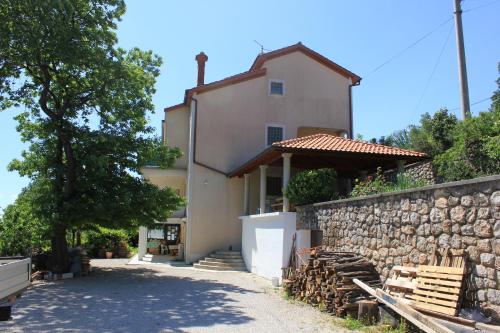 Zdjęcie z galerii obiektu Apartments with a parking space Liganj, Opatija - 2337 w mieście Lovran