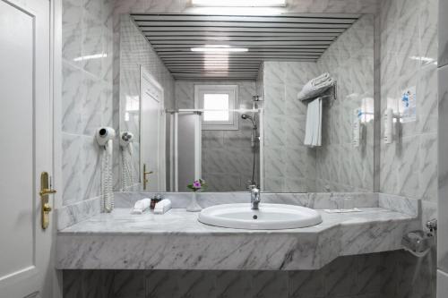 Ванная комната в Eagles Paradise Abu Soma Resort