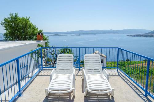 House Deja Blue – Photos 2