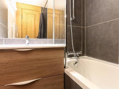 Duplex rénové à Val Thorens, 3 chambres, 6 pers, proche pistes et commerces