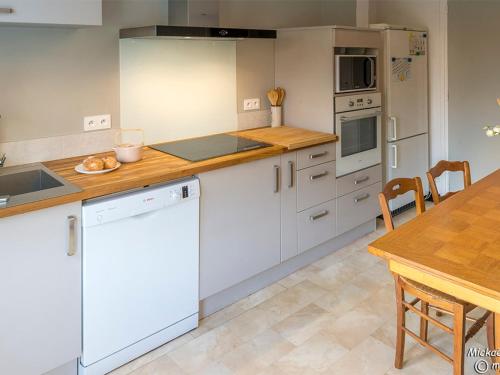 Maison Lorient, 7 pièces, 10 personnes - FR-1-349-152