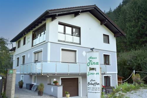 Fotografia z galérie ubytovania Haus Tina Zimmer v destinácii Niklasdorf