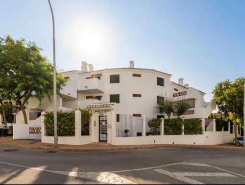 Pueblo Jardín charming Andalusian complex