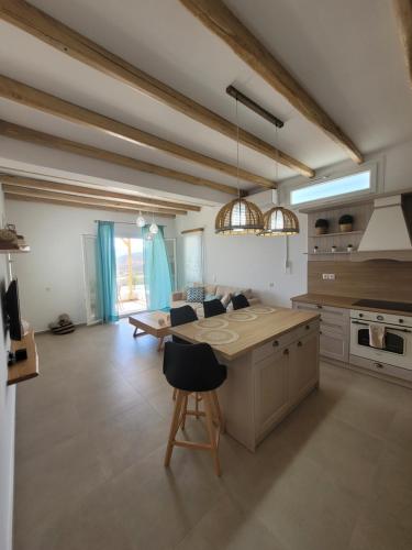 Kuchyň nebo kuchyňský kout v ubytování Polivios suites