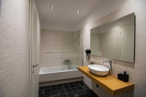 Un baño de Theoxenia Hotel