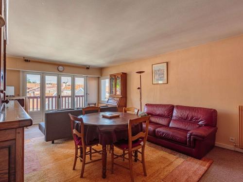 Photo de la galerie de l'établissement Centre historique de Ciboure, proche port, commerces et marché - FR-1-4-663, à Ciboure