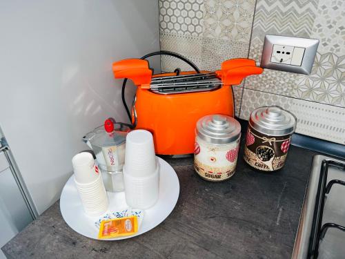 Set per la preparazione di tè e caffè presso Antonio’s house