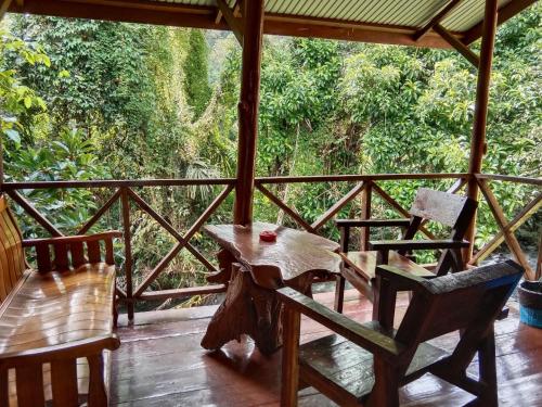 Balcon ou terrasse dans l'établissement Tree Tops River Huts