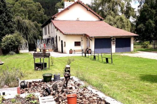 Gites, les Jonquilles, le Sagard et bungalow les brimbelles, nature et détente