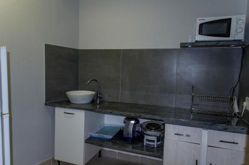 Una cocina o zona de cocina en @Abelia Guest House