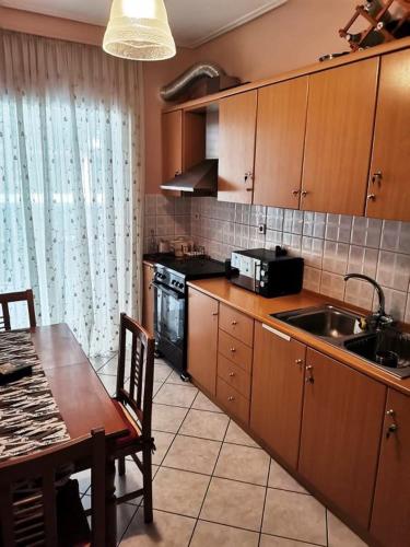 Alex’ s apartment