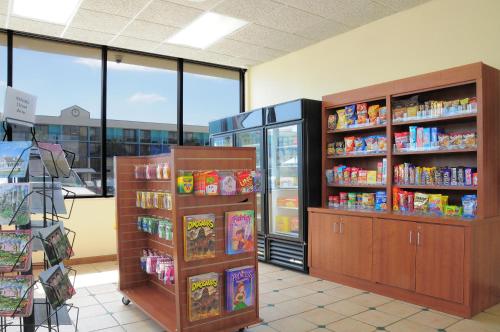 a store with shelves of food in a room at Hotel Tybee in Tybee Island
