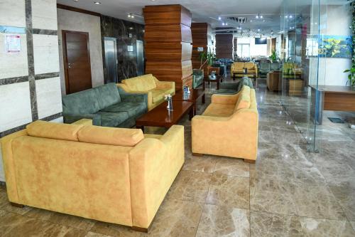 Χώρος καθιστικού στο Avenue Hotel Baku by Smart