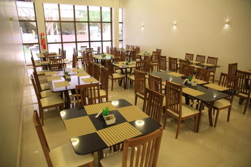 Restaurace v ubytování Stay Inn Hotel