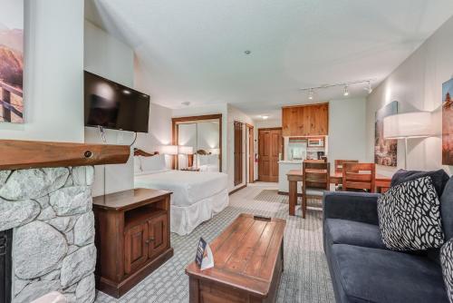 Blackcomb Springs Suites by CLIQUE Image