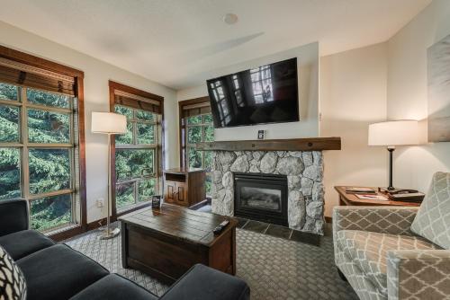 Blackcomb Springs Suites by CLIQUE Image