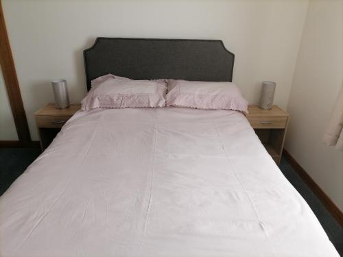 Impeccable 2-Bed Flat in Wick – Photos 2