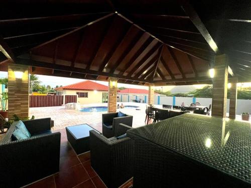  Enjoyment Villa Cataleya -  Room  picture :   Tea/Coffee maker    Minibar    Shower                           