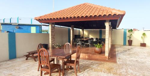 Enjoyment Villa Cataleya -  Room  picture :   Tea/Coffee maker    Minibar    Shower                           