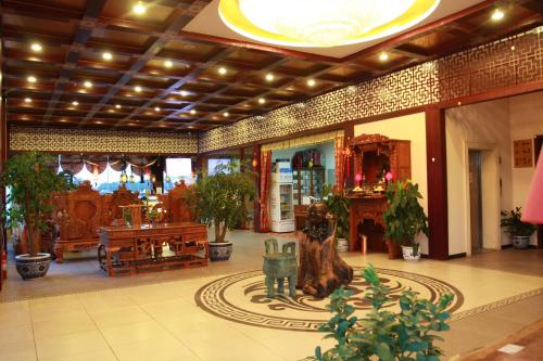 
The lobby or reception area at Li Hao Hotel Beijing Guozhan
