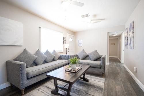 Charming 2 Bedroom House