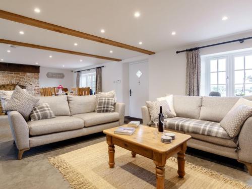 Olde Oak Cottage – Photos 5
