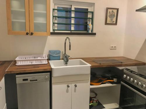Kuchyň nebo kuchyňský kout v ubytování Casa VivaQi Tenerife