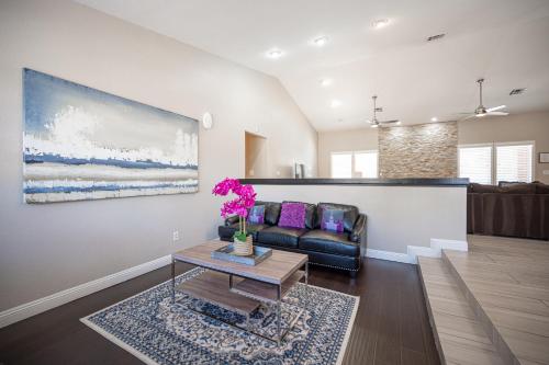 Luxury Home Near Las Vegas Strip and Airport.